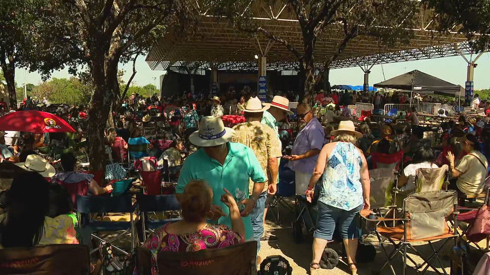 Image for story: Conjunto Festival brings the West Side sound to the world